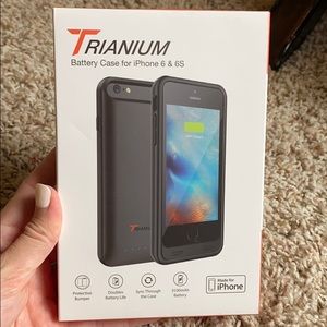 Battery case for iPhone 6 and iPhone 6s